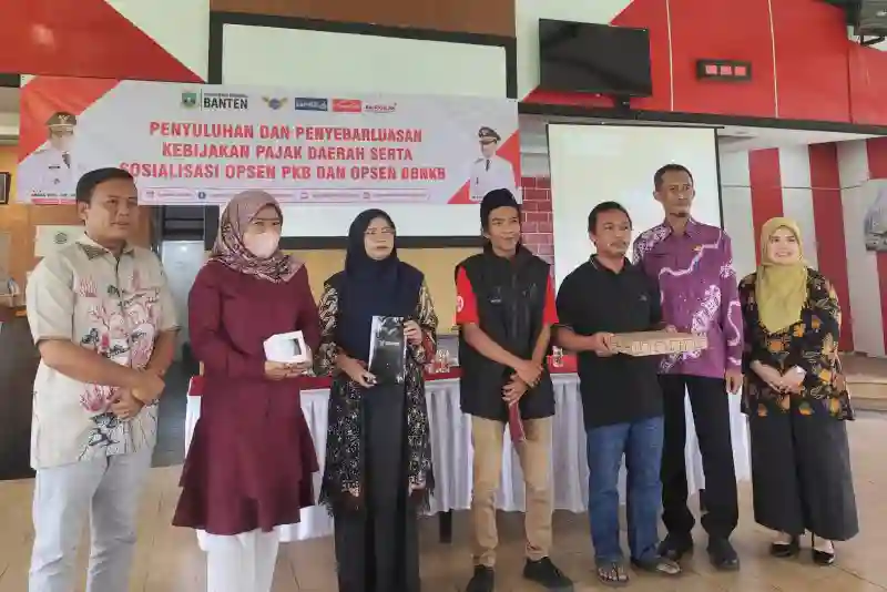 DPRD Banten dan Bapenda Sosialisasi Opsen PKB dan BBNKB di Lebak